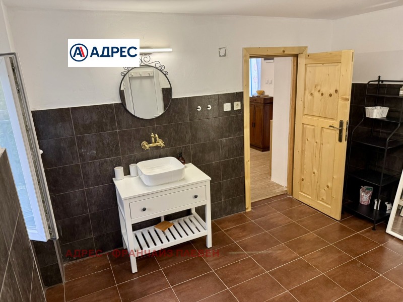 Продава КЪЩА, с. Хлевене, област Ловеч, снимка 10 - Къщи - 53414740