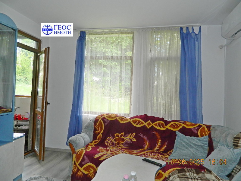 Продава 2-СТАЕН в град Смолян, Нов център - 43 кв.м / 69 900 € » 136 712.52 лв., ГЕОС ИМОТИ ЕООД
