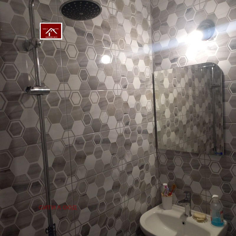 Te koop  2 slaapkamers Sofia , Zona B-19 , 90 m² | 14067206 - afbeelding [7]