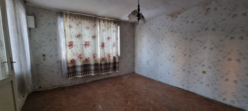 Продава КЪЩА, гр. Разград, Център, снимка 6 - Къщи - 49285224