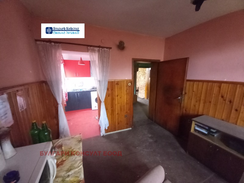 Продава КЪЩА, с. Слокощица, област Кюстендил, снимка 11 - Къщи - 52443480