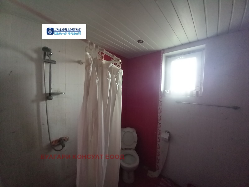 Продава КЪЩА, с. Слокощица, област Кюстендил, снимка 14 - Къщи - 52443480