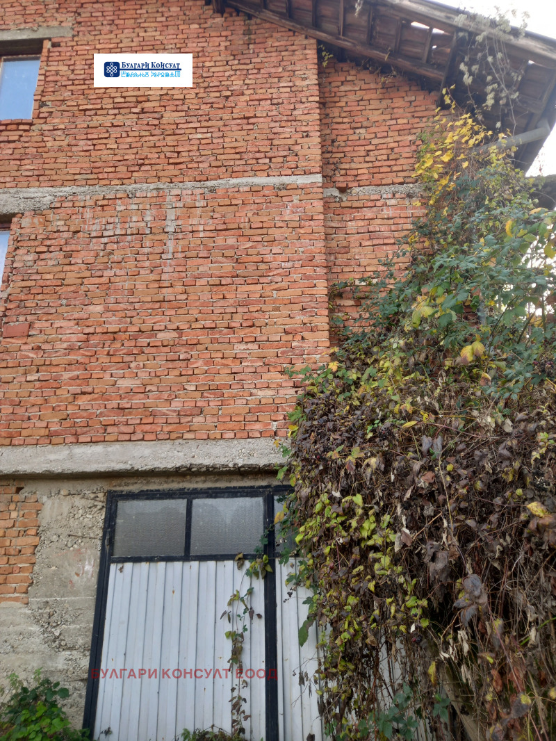 Продава КЪЩА, с. Слокощица, област Кюстендил, снимка 4 - Къщи - 52443480