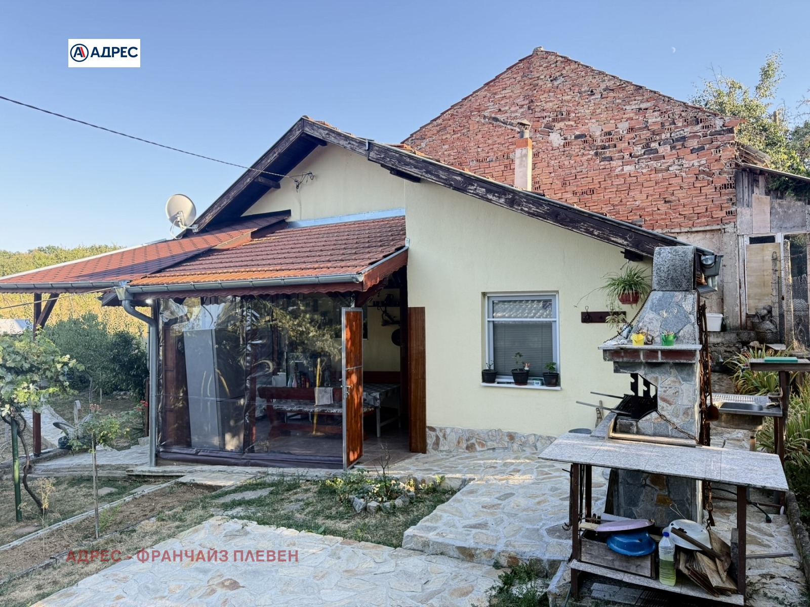 Продава КЪЩА, гр. Враца, Студентски град, снимка 3 - Къщи - 55788983