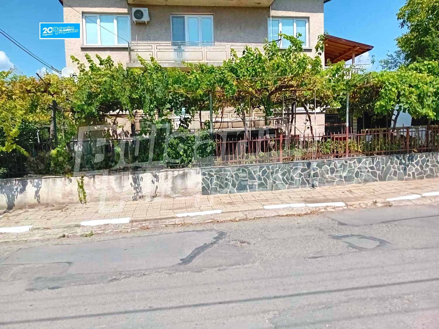 Продава ЕТАЖ ОТ КЪЩА, с. Яхиново, област Кюстендил, снимка 3 - Етаж от къща - 45670131