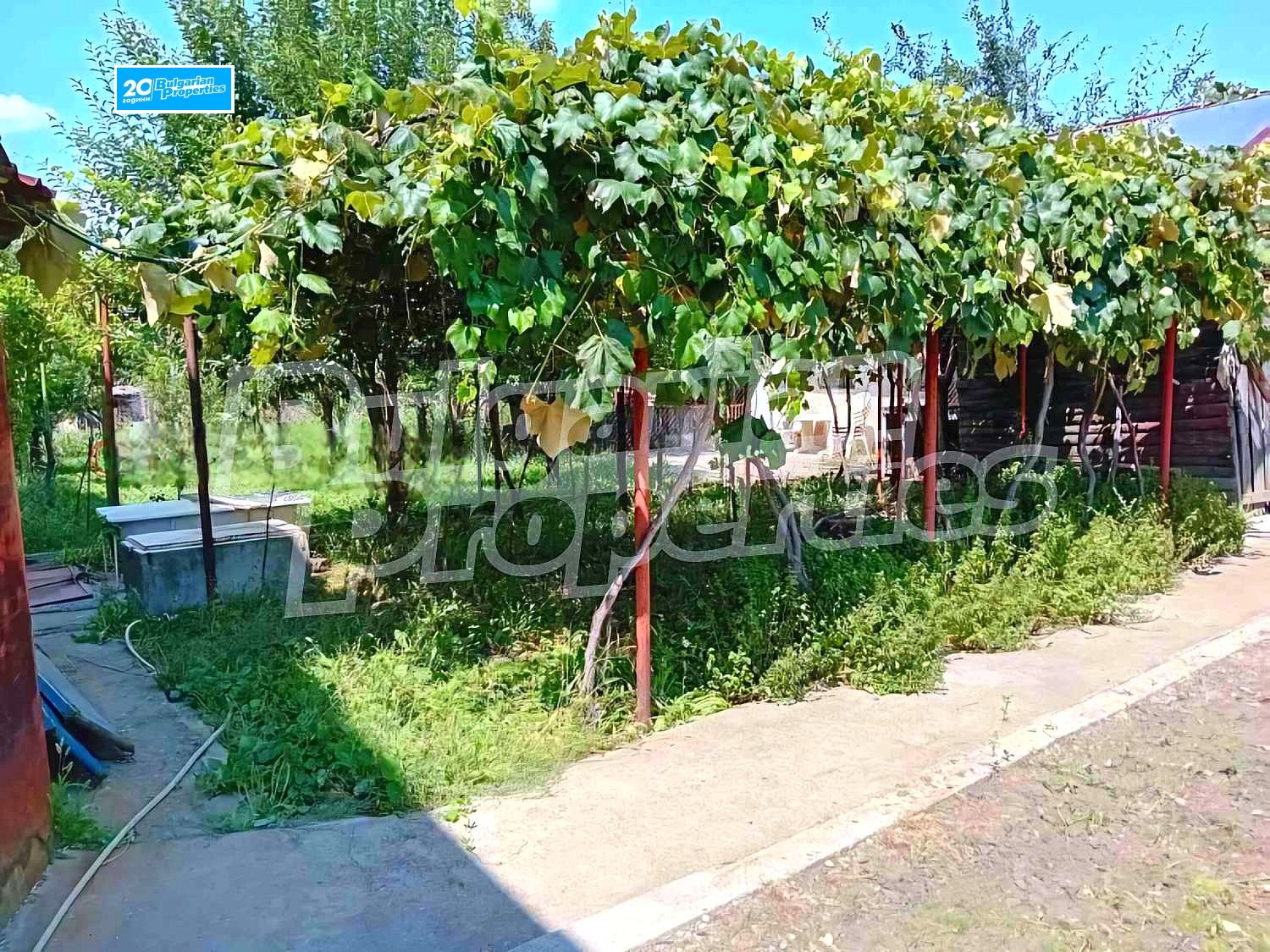 Продава ЕТАЖ ОТ КЪЩА, с. Яхиново, област Кюстендил, снимка 2 - Етаж от къща - 45670131