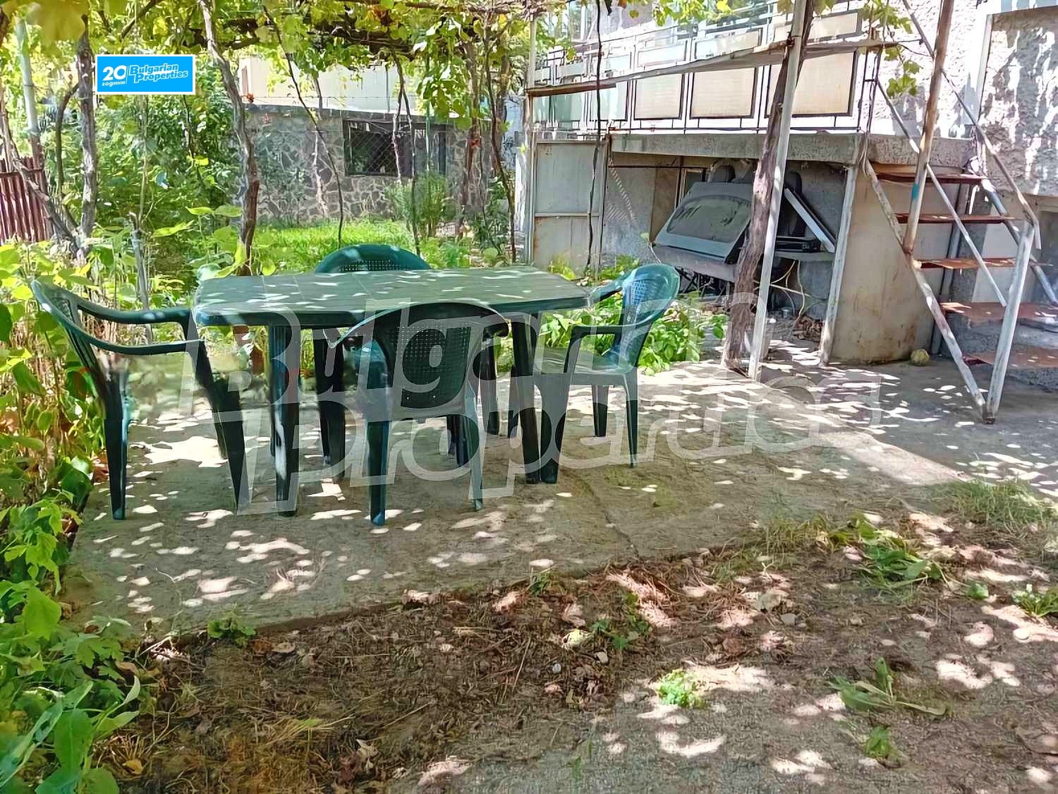 Продава ЕТАЖ ОТ КЪЩА, с. Яхиново, област Кюстендил, снимка 2 - Етаж от къща - 45670131