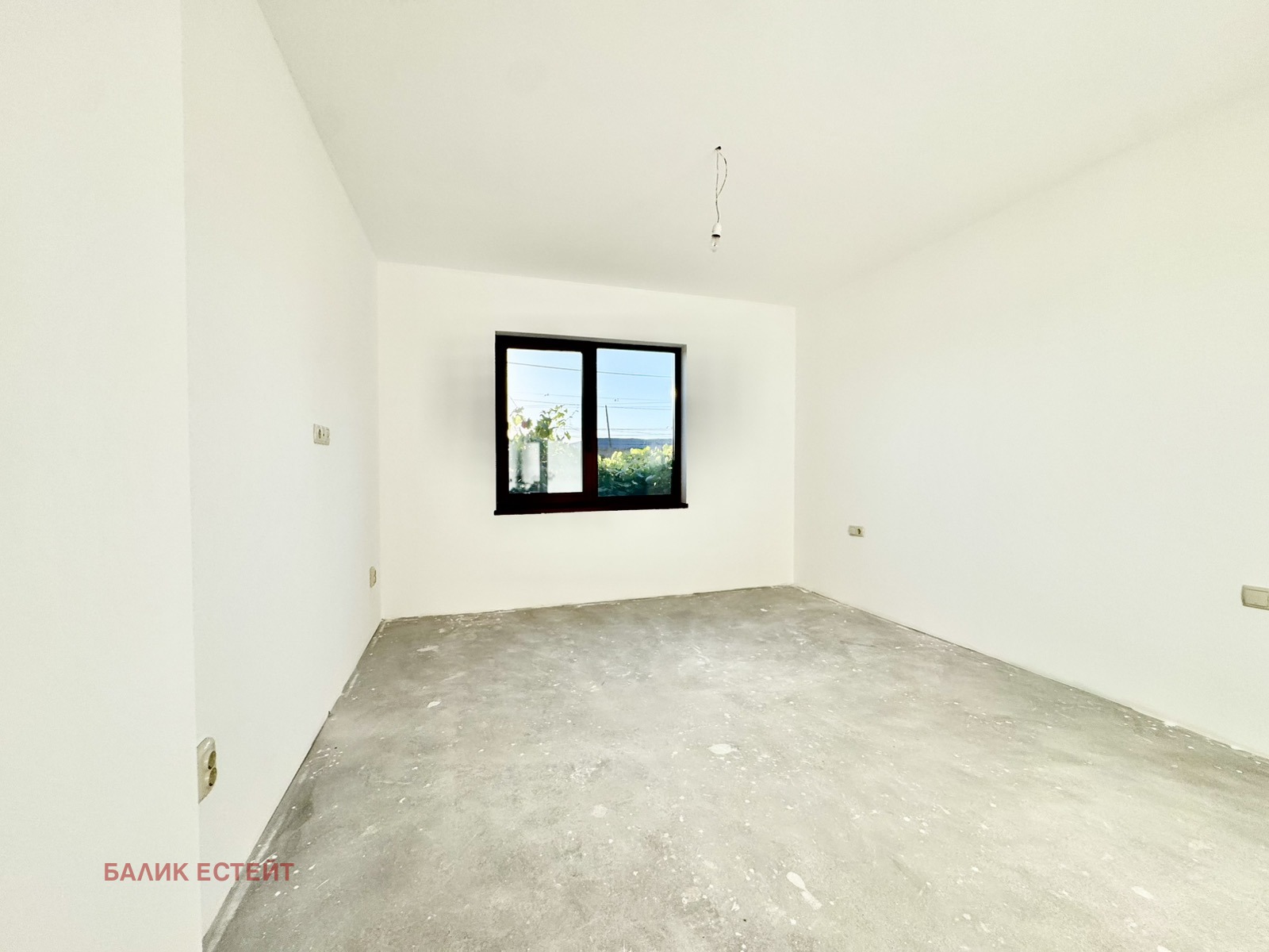 Продава ЕТАЖ ОТ КЪЩА, гр. Добрич, Христо Ботев, снимка 5 - Етаж от къща - 55920734