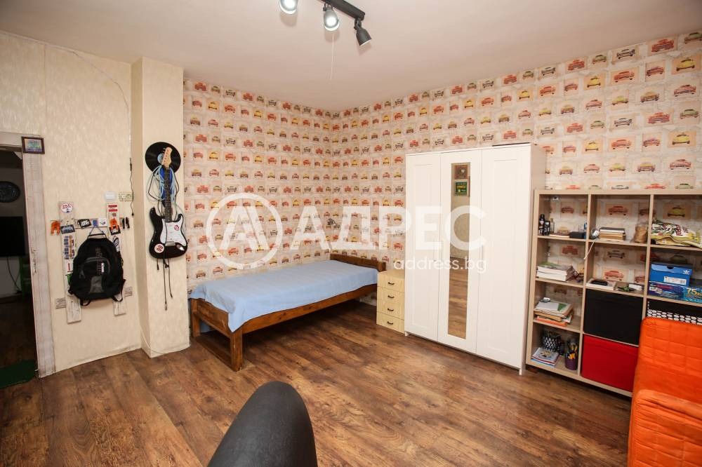 Продава КЪЩА, гр. София, Орландовци, снимка 3 - Къщи - 54924546