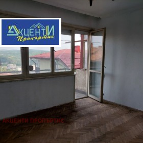 2 makuuhuonetta Tsentar, Veliko Tarnovo 1