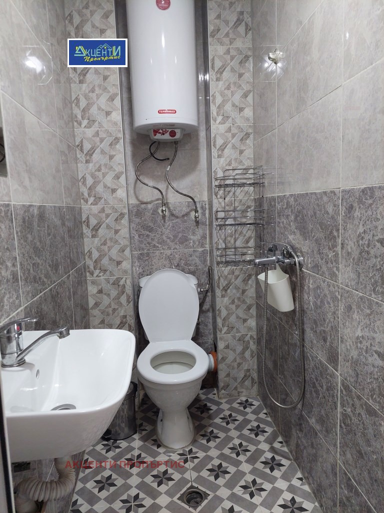 Продава 1-СТАЕН, гр. Велико Търново, Бузлуджа, снимка 3 - Апартаменти - 52468959