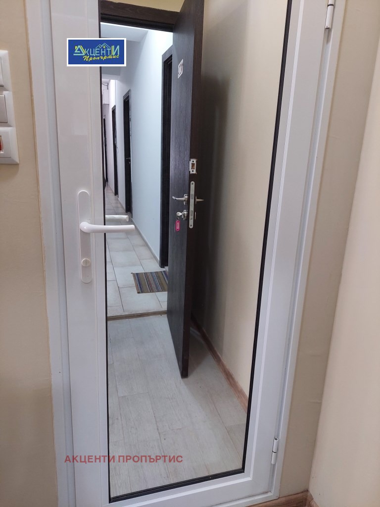 Продава 1-СТАЕН, гр. Велико Търново, Бузлуджа, снимка 4 - Апартаменти - 52468959