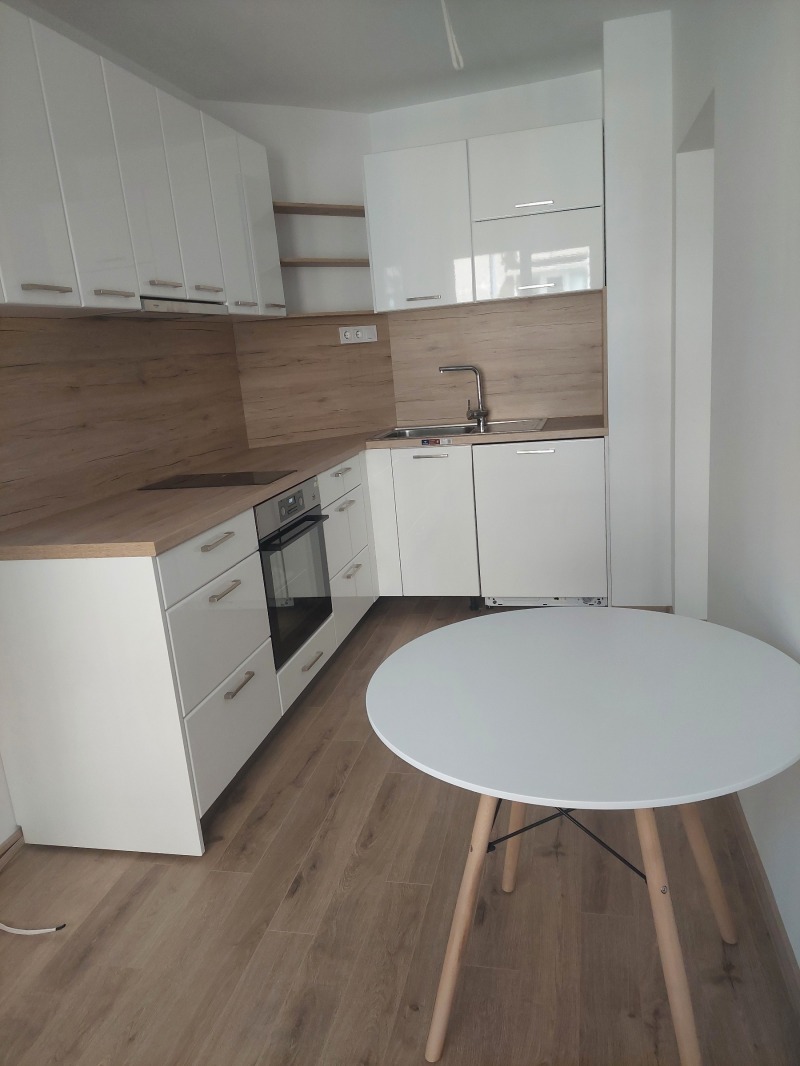 Продава  2-стаен град София , Оборище , 62 кв.м | 39137533