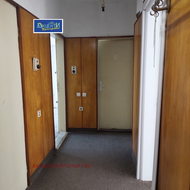 Te koop  2 slaapkamers Veliko Tarnovo , Tsentar , 122 m² | 46848401 - afbeelding [10]