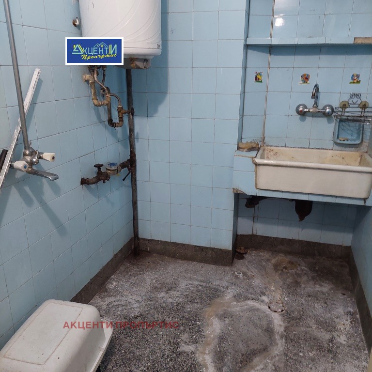 Te koop  2 slaapkamers Veliko Tarnovo , Tsentar , 122 m² | 46848401 - afbeelding [7]