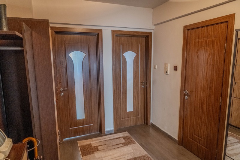 Продава 3-СТАЕН, гр. Бургас, Братя Миладинови, снимка 4 - Aпартаменти - 49372153