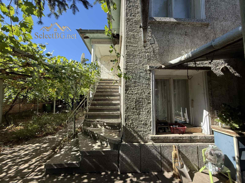 Till salu  Hus region Veliko Tarnovo , Samovodene , 140 kvm | 73426514