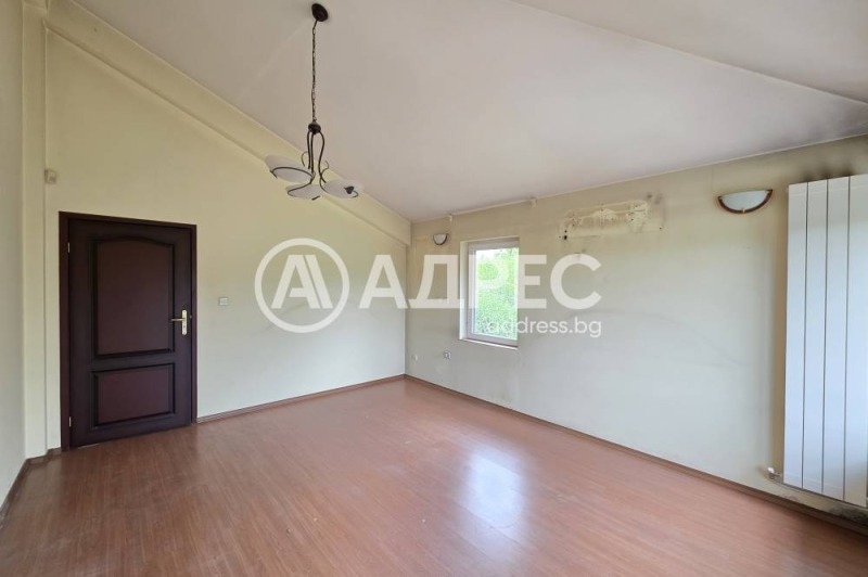 Продава КЪЩА, гр. София, Надежда 1, снимка 13 - Къщи - 53428904