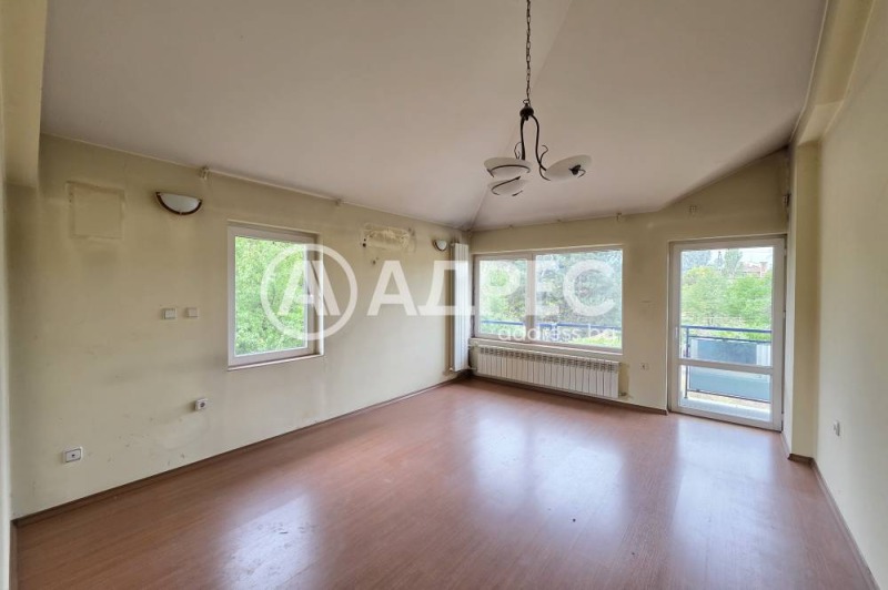 Продава КЪЩА, гр. София, Надежда 1, снимка 12 - Къщи - 53428904