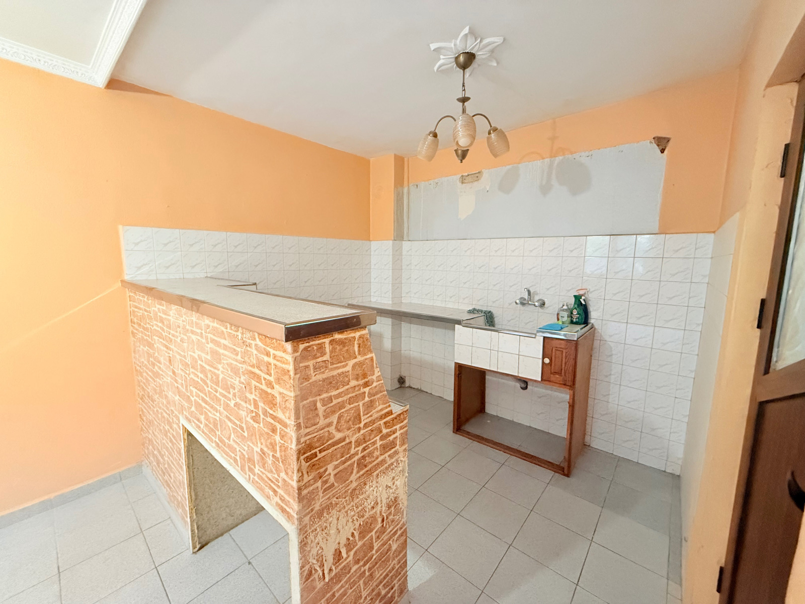 Продава 2-СТАЕН, гр. Варна, Лятно кино Тракия, снимка 3 - Апартаменти - 55496148