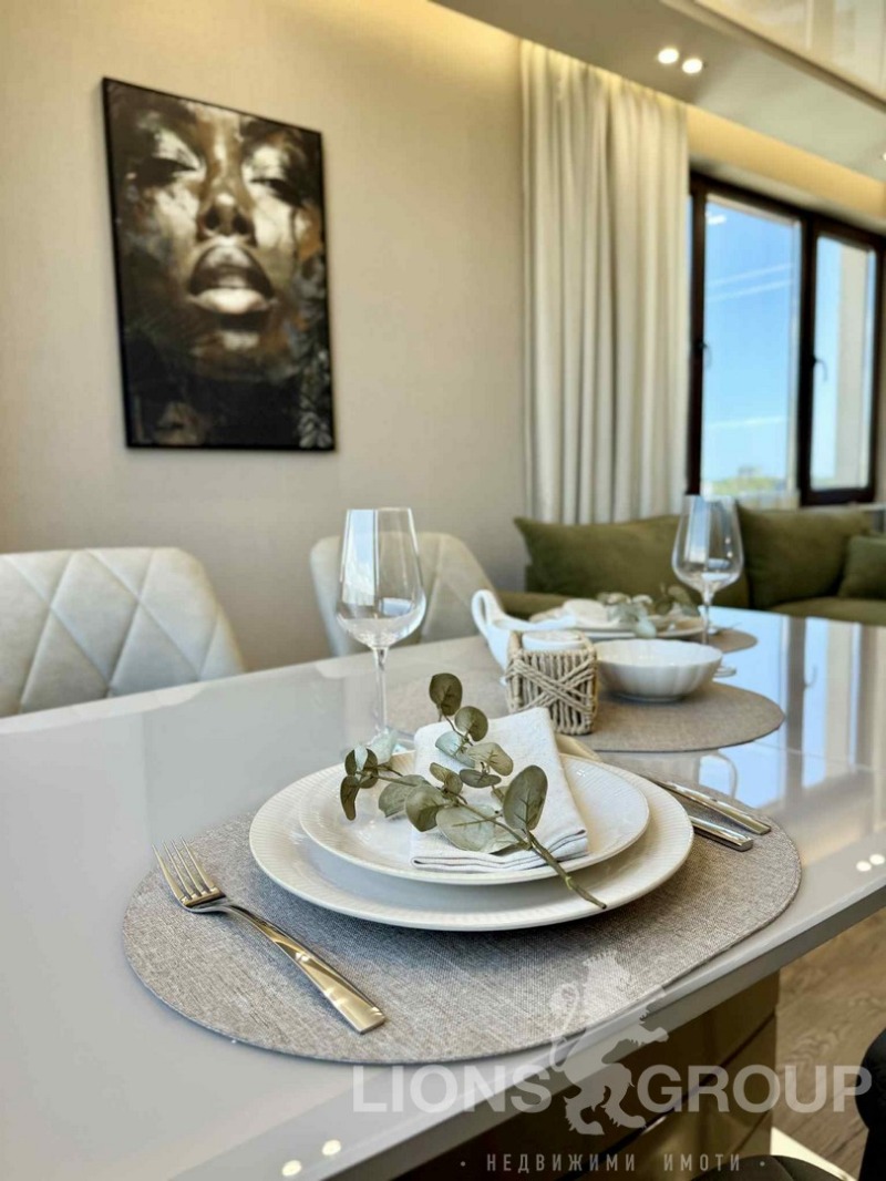 À venda  2 quartos Varna , Pobeda , 86 m² | 98877992 - imagem [3]