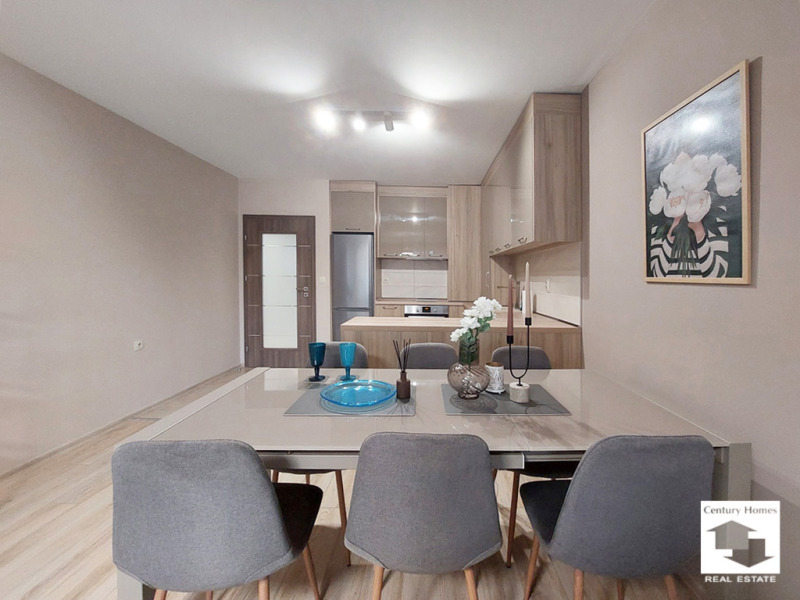 Продава 3-СТАЕН, гр. Велико Търново, Център, снимка 4 - Апартаменти - 52519168