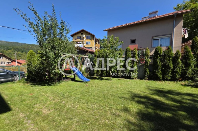 Eladó  Ház Sofia , Vladaja , 235 négyzetméter | 14909590