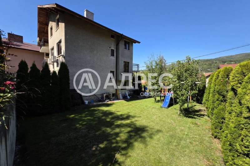 Eladó  Ház Sofia , Vladaja , 235 négyzetméter | 14909590 - kép [2]
