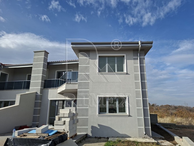 Продава КЪЩА, с. Белащица, област Пловдив, снимка 4 - Къщи - 52556368