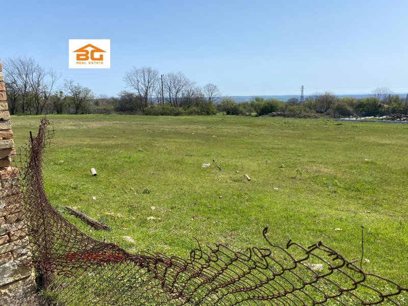 Продава КЪЩА, с. Аврен, област Варна, снимка 2 - Къщи - 53448742