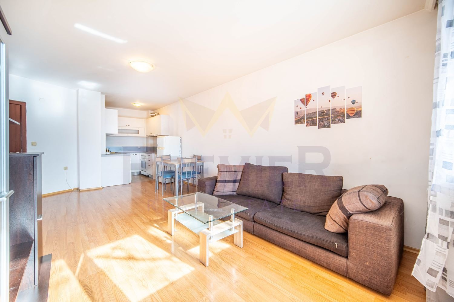 Продава 2-СТАЕН, гр. Варна, Център, снимка 2 - Апартаменти - 53885613