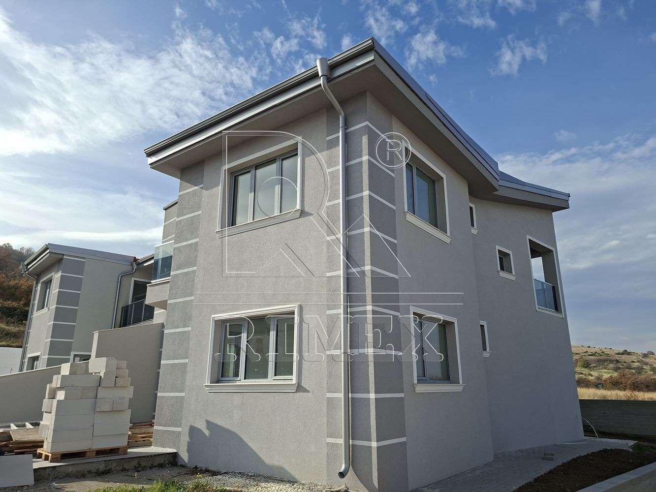 Продава КЪЩА, с. Белащица, област Пловдив, снимка 2 - Къщи - 52556368