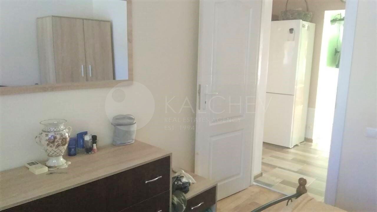 Продава КЪЩА, с. Господиново, област Варна, снимка 12 - Къщи - 54404503