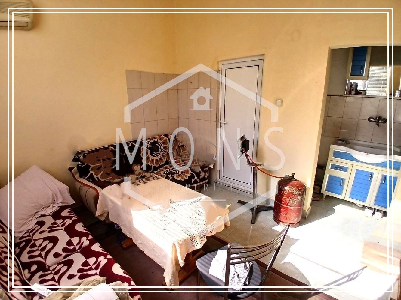 Продава МАГАЗИН, с. Добромирка, област Габрово, снимка 9 - Магазини - 54629298