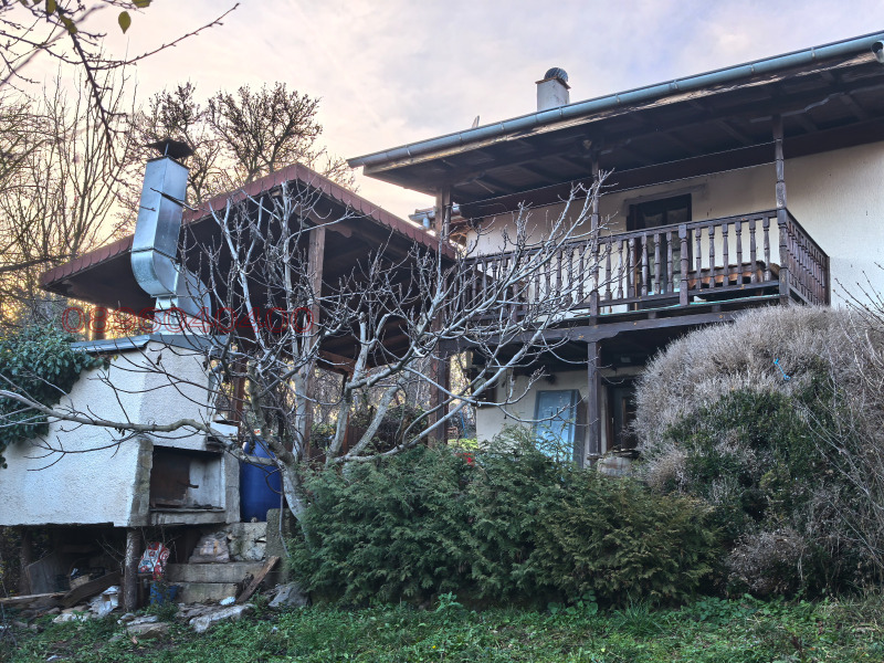 Продава КЪЩА, с. Липница, област София област, снимка 2 - Къщи - 52845572