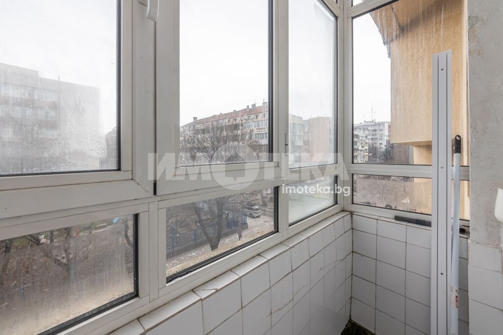 Продава 3-СТАЕН, гр. Варна, Окръжна болница-Генерали, снимка 16 - Апартаменти - 53172991