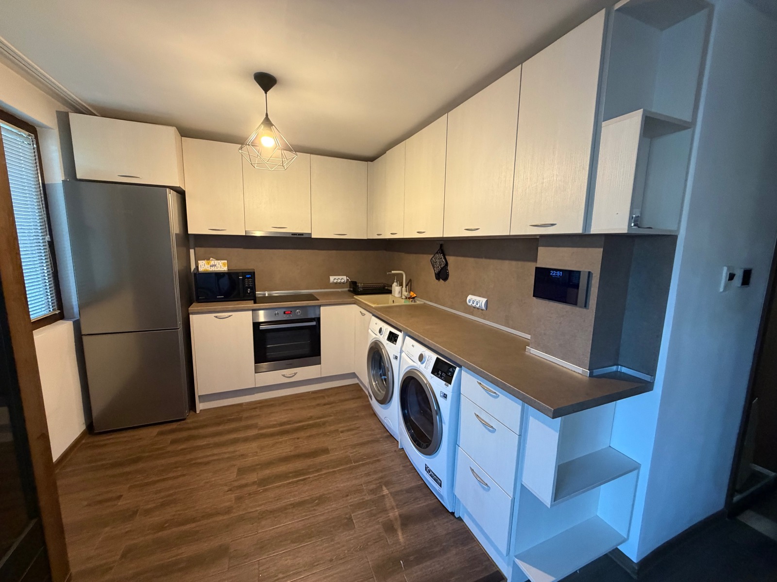 Продава ЕТАЖ ОТ КЪЩА, гр. София, гр. Банкя, снимка 5 - Етаж от къща - 55675057