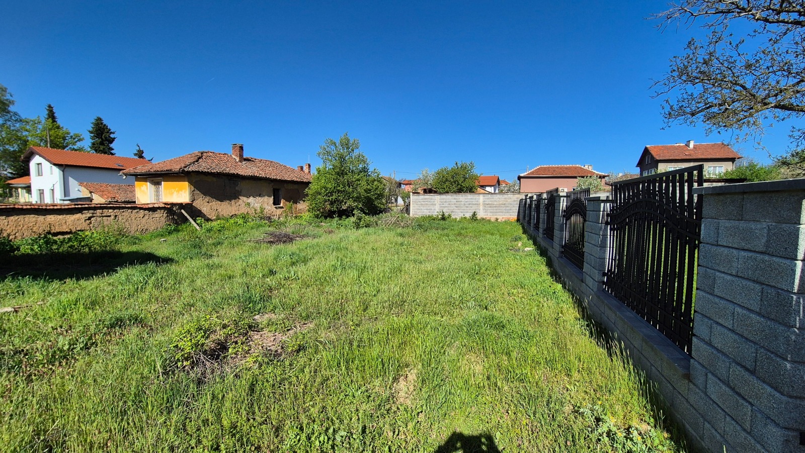 Продава КЪЩА, гр. София, с. Горни Богров, снимка 2 - Къщи - 54566954