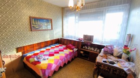 2 Schlafzimmer Zentar, Ruse 10