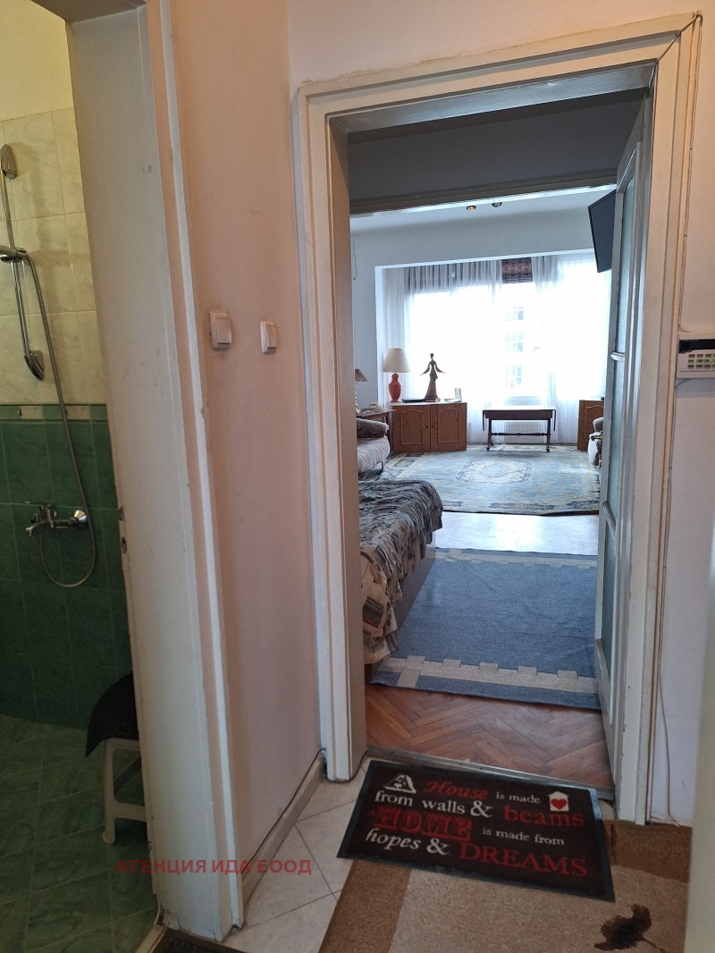 Продава 2-СТАЕН, гр. София, Център, снимка 13 - Апартаменти - 52356989