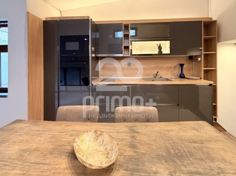 Продава 4-СТАЕН, гр. София, Център, снимка 2 - Апартаменти - 53584877