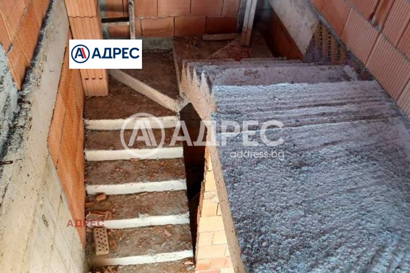 Продава КЪЩА, гр. Варна, м-т Прибой, снимка 16 - Къщи - 50939323