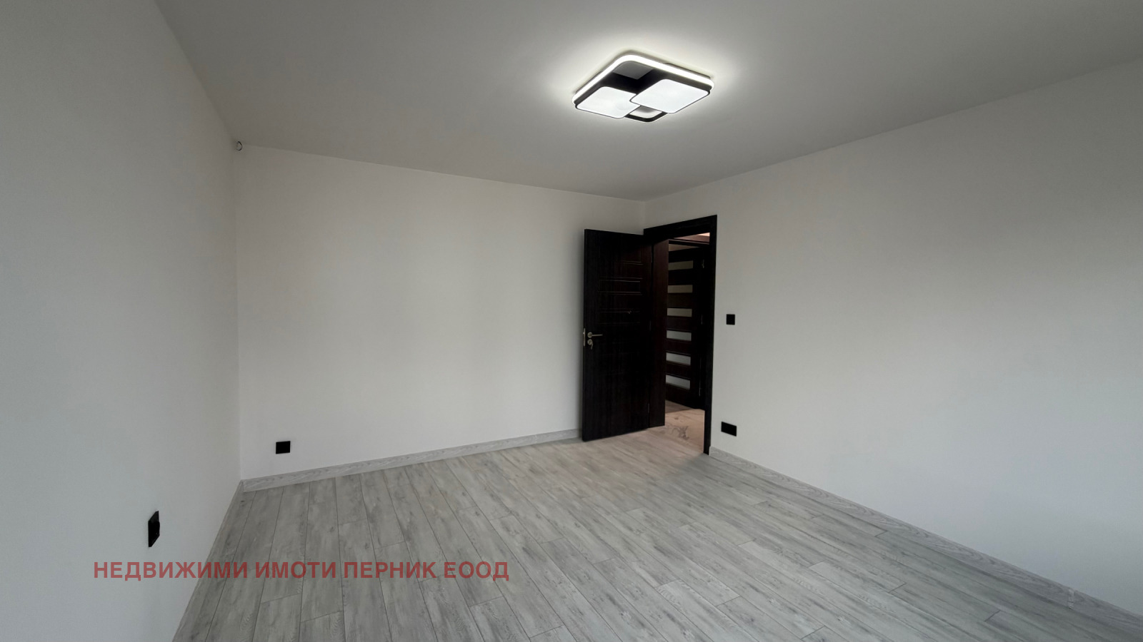 Продава 3-СТАЕН, гр. Перник, Център, снимка 15 - Апартаменти - 56294958