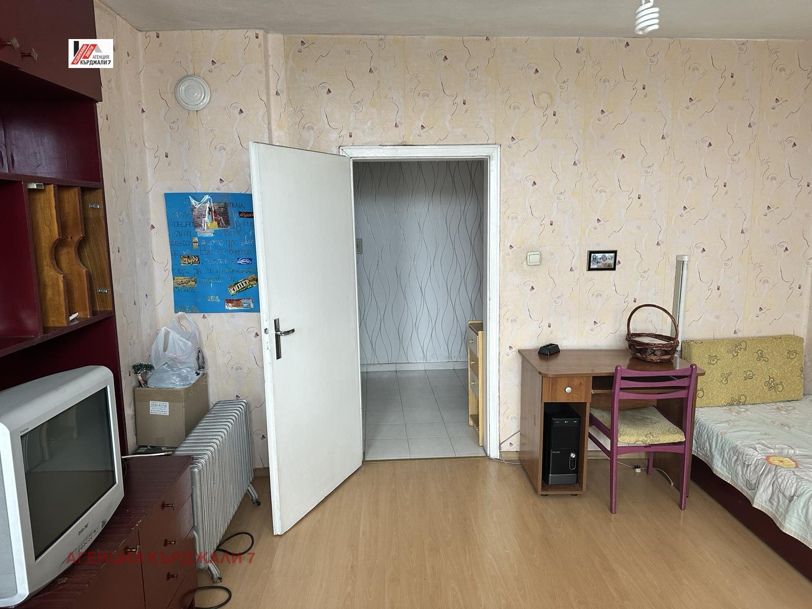 Продава МНОГОСТАЕН, гр. Кърджали, Център, снимка 5 - Апартаменти - 53734743