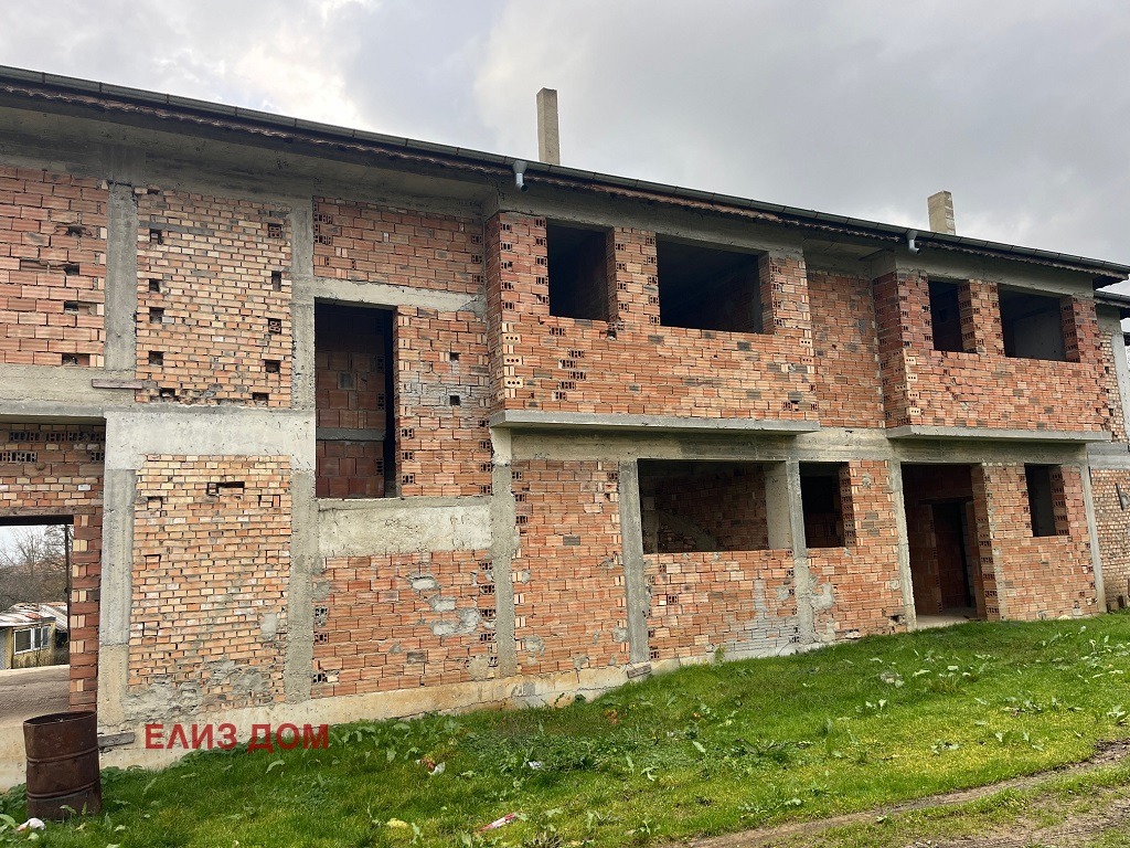 Продава КЪЩА, с. Долище, област Варна, снимка 12 - Къщи - 54629333