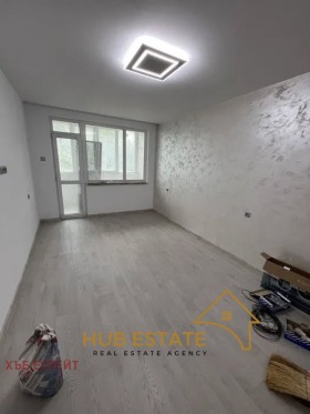 De vânzare Studio