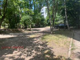 3 кімнатна Изток, София