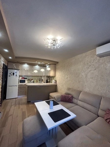 À venda  1 quarto Plovdiv , Vastanitcheski , 60 m² | 36955807