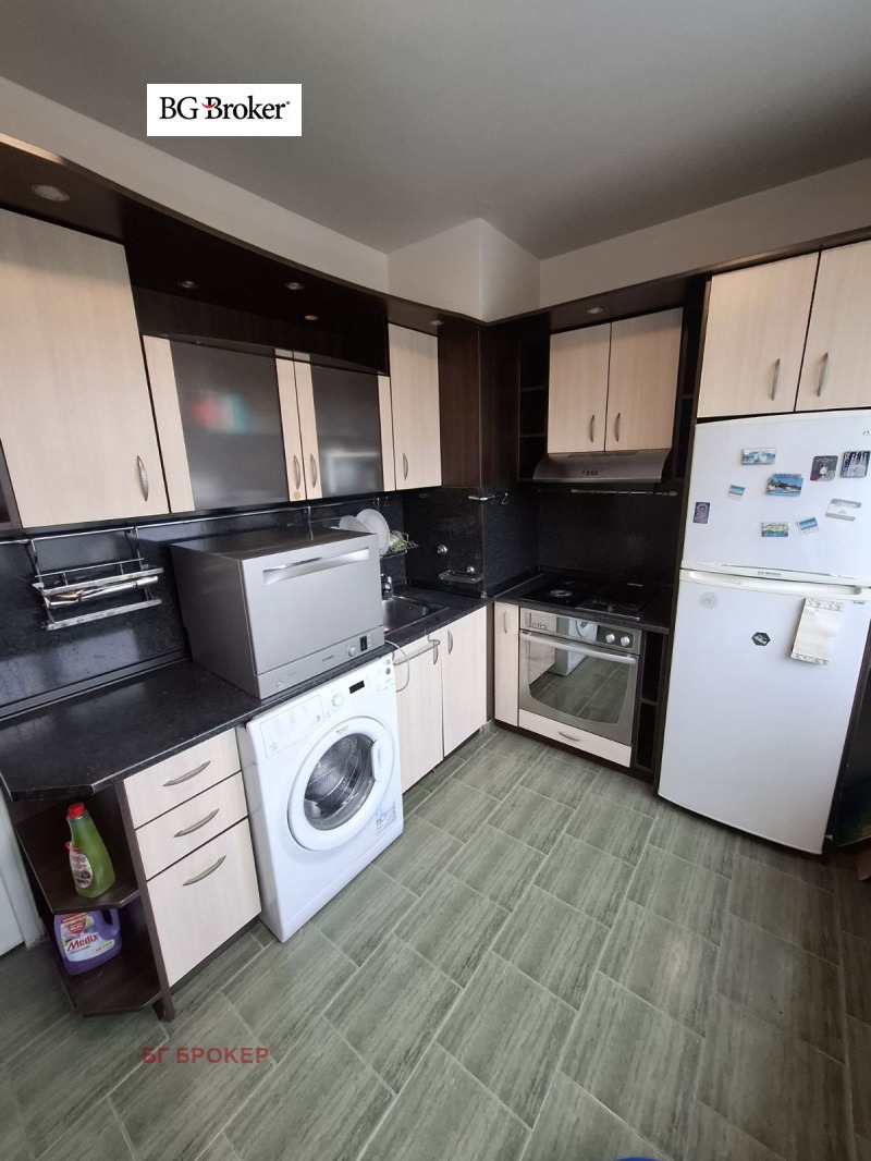 In vendita  1 camera da letto Sofia , Krasna poliana 3 , 65 mq | 22495204