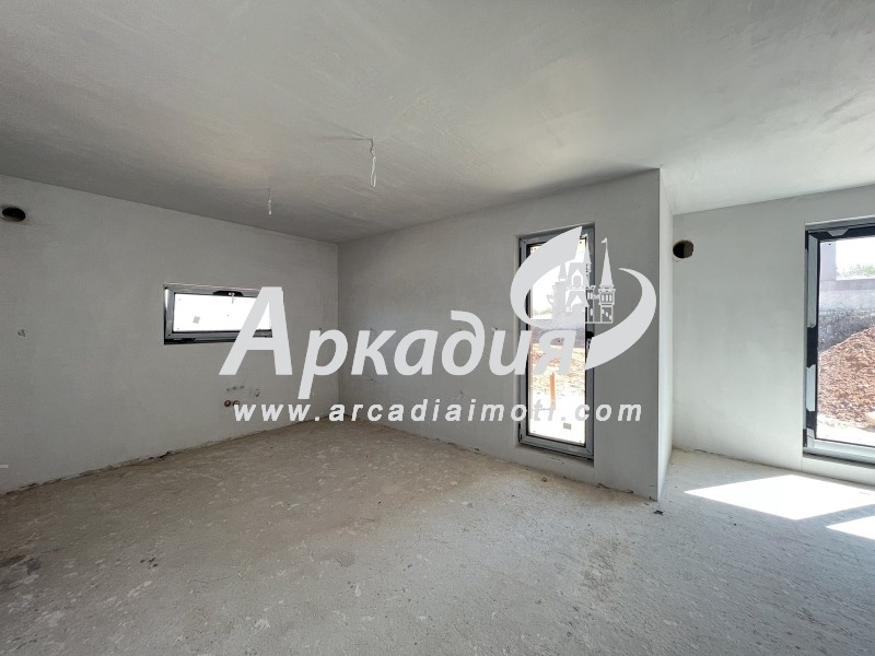 Продава  Къща област Пловдив , с. Марково , 260 кв.м | 63848758